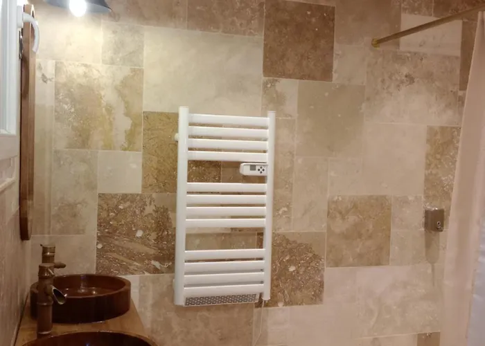 Et Table D'hotes Au Coin De La Cite 2